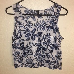 see through crop top 💘